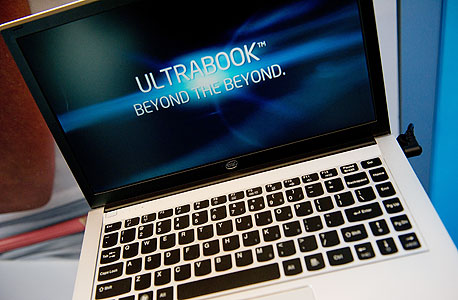 אחד המחשבים בסדרת אולטרהבוק. "המהפכה האחרונה בתחום המחשבים היתה ב-2003" אחד המחשבים בסדרת אולטרהבוק. "המהפכה האחרונה בתחום המחשבים היתה ב-2003"