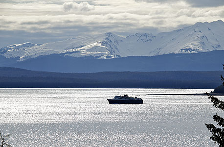 טיול מעבורת באלסקה