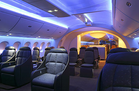 תא הנוסעים של בואינג 787