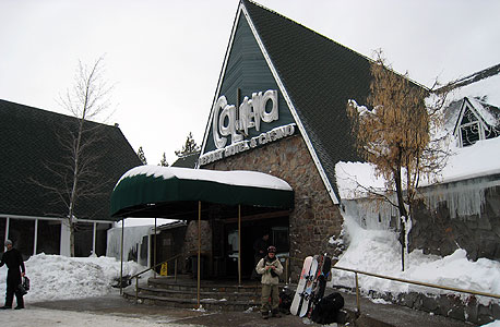 אתר הנופש Cal Neva, מנכסיו הבולטים של נמבר