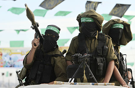 לוחמי אז א-דין אל קסאם, הזרוע הצבאית של חמאס, צילום: רויטרס
