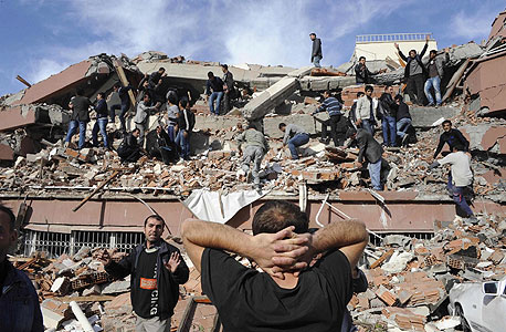 רעידת אדמה בטורקיה (ארכיון)