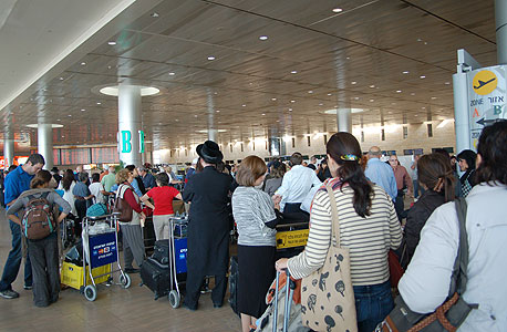 עומס בנמל התעופה בן גוריון, צילום: יסמין גיל