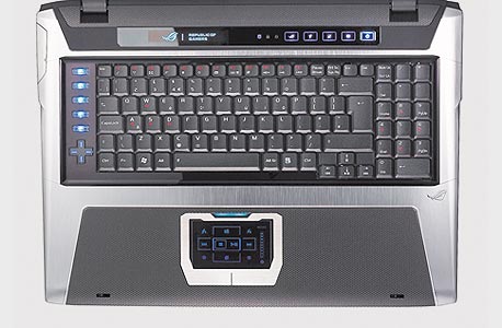 כפול בגודל ובמשקל ממרבית המחשבים הניידים. G70 כפול בגודל ובמשקל ממרבית המחשבים הניידים. G70