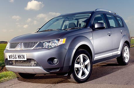 מיצובישי אאוטלנדר. מצא את ההבדלים