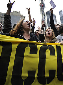 פעילי Occupy, צילום: בלומברג 