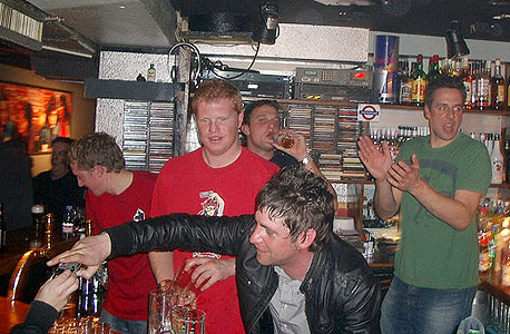 אנדורה, פס דה לה קאסה. בר אנדר גראונד אנדורה, פס דה לה קאסה. בר אנדר גראונד