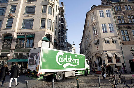 משאית של קרלסברג בקופנהגן, צילום: בלומברג 