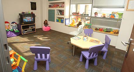 חדר ילדים בבית סלקום שבמחלף פולג