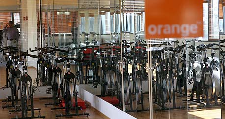 חדר כושר בבניין פרטנר בראש העין