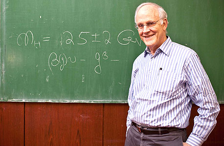 חתן פרס נובל לפיזיקה תוקף את מערכת החינוך הישראלית: &quot;בדרך הזו, אל תצפו לעוד פרסי נובל&quot;