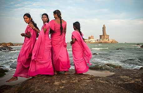 מורות בטיול בקניאקומרי, הנקודה הדרומית ביותר בהודו, צילום: Sephi Bergerson