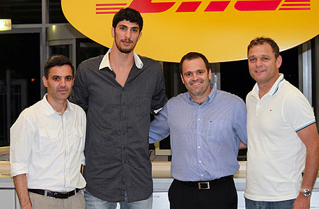 DHL אקספרס האריכה את הסכם החסות עם מכבי תל אביב