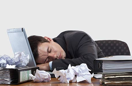 למה לישון במשרד כשאפשר בבית מלון?, צילום: shutterstock