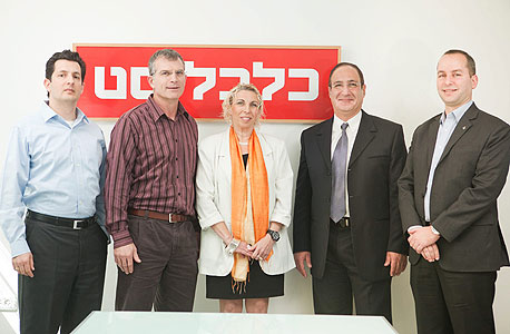 פאנל סמנכ"לי כספים: דניאל לבנטל (משמאל), ישראל יעקבי, אור אריאלי, איציק נסים ורונן שפר פאנל סמנכ"לי כספים: דניאל לבנטל (משמאל), ישראל יעקבי, אור אריאלי, איציק נסים ורונן שפר