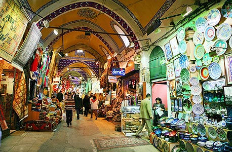 חנות מזכרות באיסטנבול. זה באמת מטורקיה?, צילום: shutterstock
