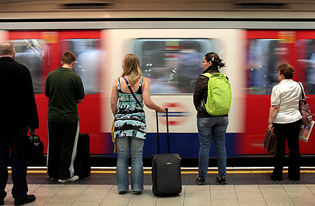 הרכבת התחתית בלונדון, צילום: בלומברג 