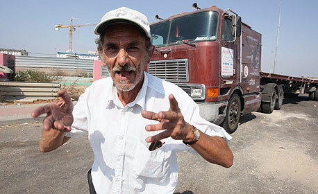 משבר הנמלים: התחדש הדיון בבית הדין לעבודה; העובדים סגרו את נמל אשדוד