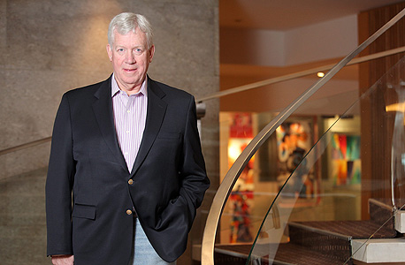 פרופ' ג'ים אליס, דיקאן הפקולטה למינהל עסקים ב־USC, קליפורניה 