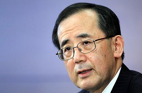 הבנק המרכזי של יפן מפתיע את השווקים: מגביר את רכישות האג&quot;ח ב-124 מיליארד דולר