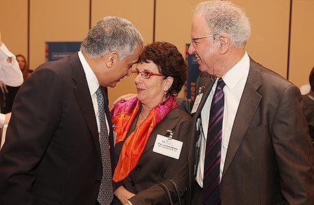 הוועידה להשקעה מוסדית. יהודה רווה, דידי לחמן-מסר, פיני כהן