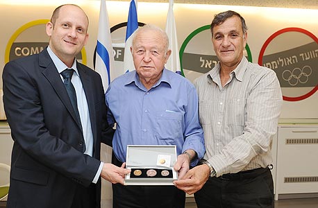 המענק של בנק ישראל לזוכי המדליות הישראליים: מטבעות זהב וכסף