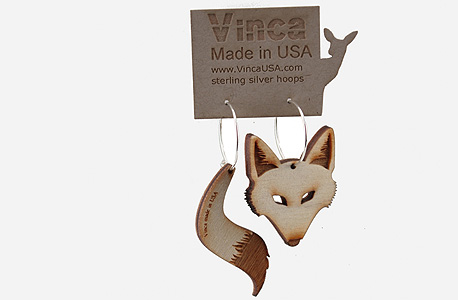 תכשיטים מעץ ופלסטיק