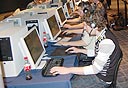 גיימרים משחקים מול המחשב, צילום: nickstone333 cc-by