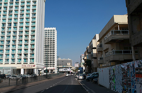 רחוב הירקון בתל אביב. "דירה ברחוב מניבה כ-5,000 דולר בחודש"