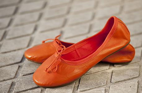 נעלי בלרינה, עמנואל, 590 שקל , צילום: גלעד בר שלו
