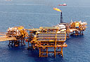 קידוח נפט, צילום: בלומברג
