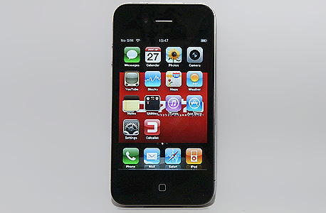 אייפון 4. גם במסך שלו היו בעיות, צילום: נמרוד גליקמן 
