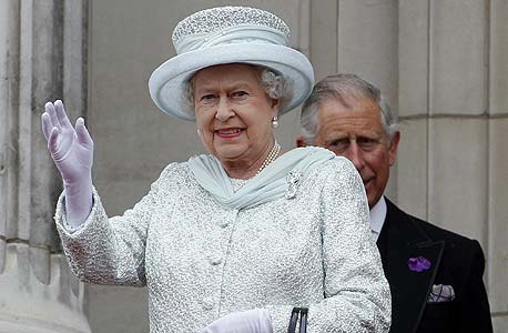 מלכת בריטניה, אליזבת השנייה. תיק השקעות בשווי 15 מיליארד דולר