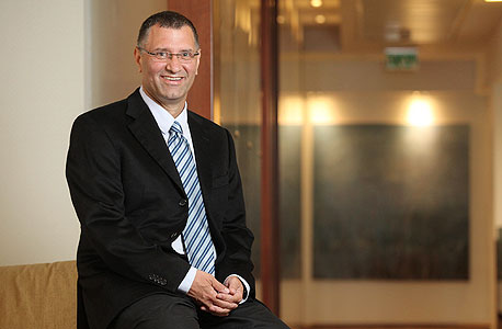 עו"ד דן גבע עו"ד דן גבע