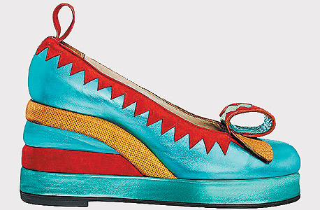 דגם משנות השבעים. תערוכת פופ ואופנה