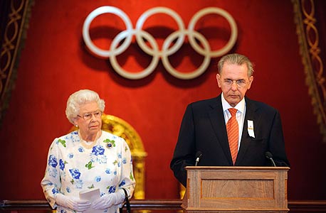 ז'אק רוג, יו"ר הוועד האולימפי ומלכת אנגליה