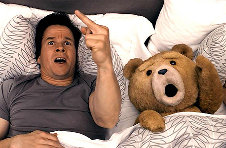 "טד". חסרה התעוזה של "איש משפחה" "טד". חסרה התעוזה של "איש משפחה"