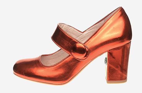 נעליים מבריקות פורנרינה נעליים מבריקות פורנרינה