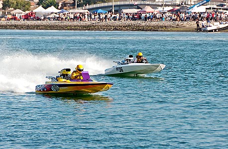 כל טעות בחישוב תטיס את המתחרה אל מחוץ למסלול כל טעות בחישוב תטיס את המתחרה אל מחוץ למסלול