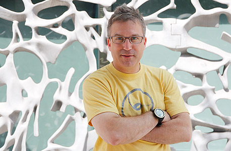 אורקין. "שמעתי שהבעלים של מסעדת הראמן המעולה הזאת הוא זר" אורקין. "שמעתי שהבעלים של מסעדת הראמן המעולה הזאת הוא זר"