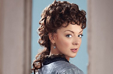 "הדה גבלר", לונדון. עיבוד חדש למחזה הקלאסי של איבסן "הדה גבלר", לונדון. עיבוד חדש למחזה הקלאסי של איבסן