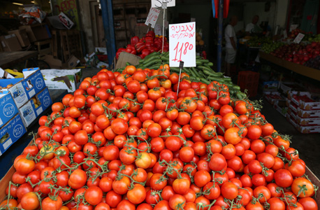 עגבניות בשוק הכרמל. המחירים לא יירדו בקרוב