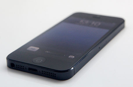 אייפון 5. הטלפון הבא מבית אפל אמור לשמור על הקו העיצובי