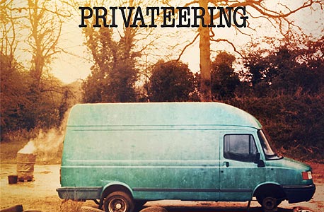 אלבום "Privateering" של מארק קנופלר. שירים קטנים ואינטימיים 