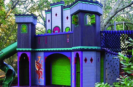 מבוך ומעברים סודיים