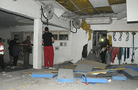 פגיעה ישירה בבית בבאר שבע, צילום: ישראל יוסף 