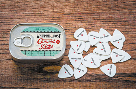 מפרטי גיטרה בקופסת סרדינים. 15 דולר