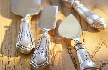 סט סכיני גבינה. 181 שקל