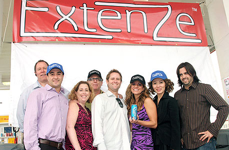 חברת אקסטנז האמריקאית. הבטיחה שיפור בחיי המין