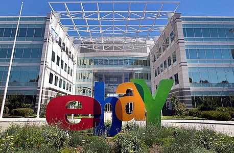 ebay. המנייה ירדה בשלושת החודשים האחרונים ב־10% וחזרה לרמתה מסוף 2012